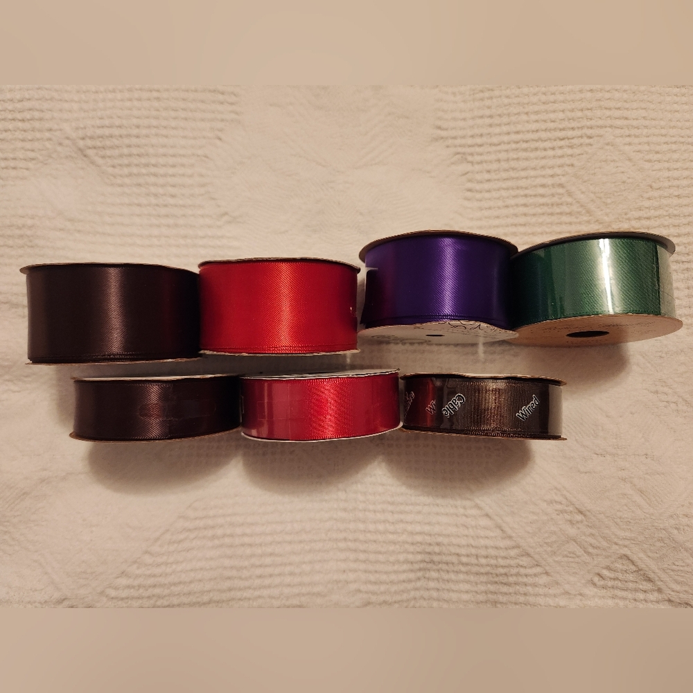 Holiday Assorted Satin Ribbons - Picture 1 of 2